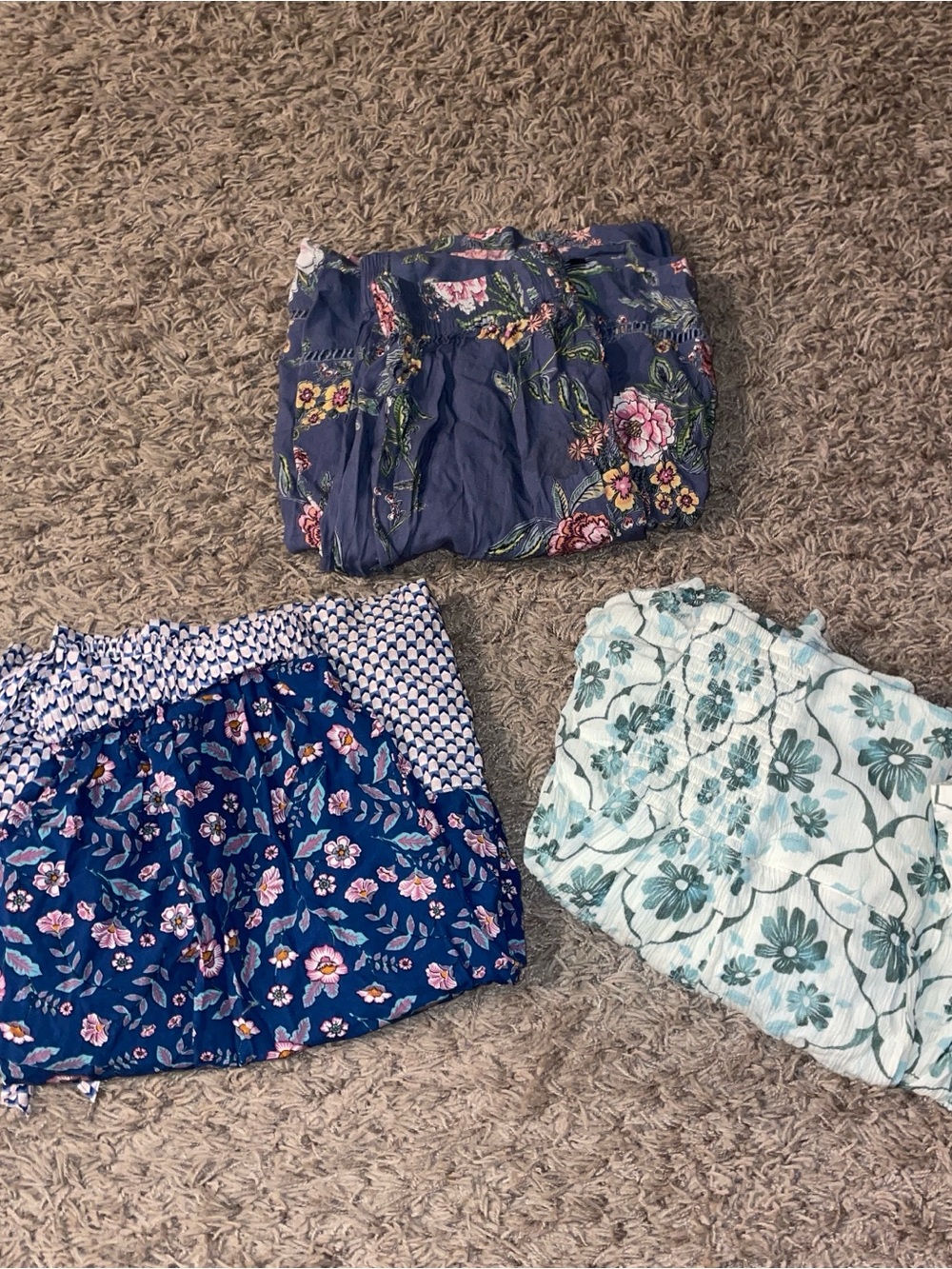 Boho/Beachy/Nature Girlie bottoms -rayon- lightweight pants patterned floralS/XS